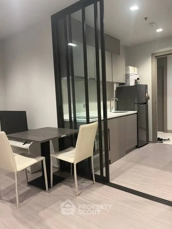 1 Bedroom Condo at Life Asoke - Rama 9