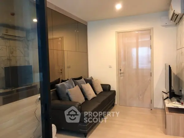 1 Bedroom Condo at Life Asoke
