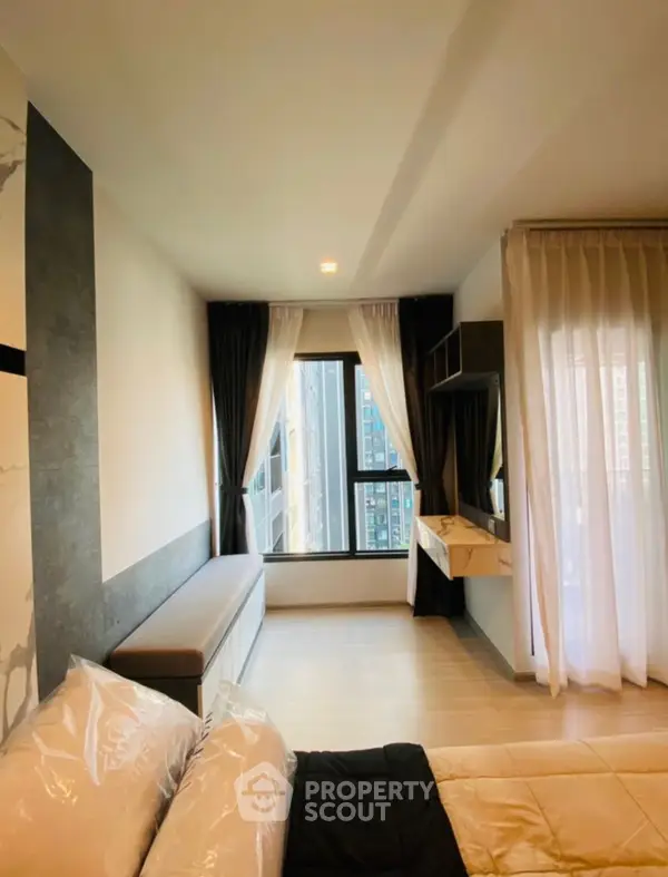 1 Bedroom Condo at Life Asoke - Rama 9