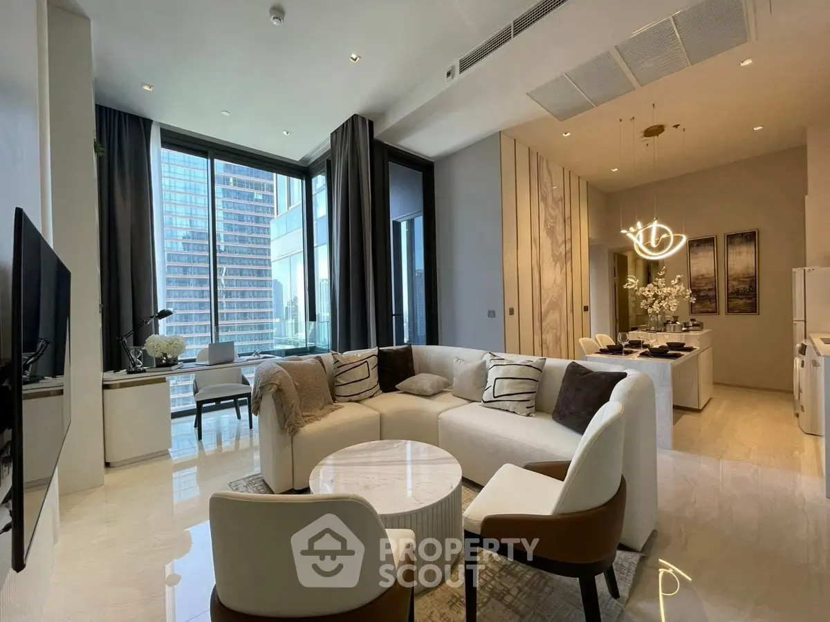 Ashton Silom