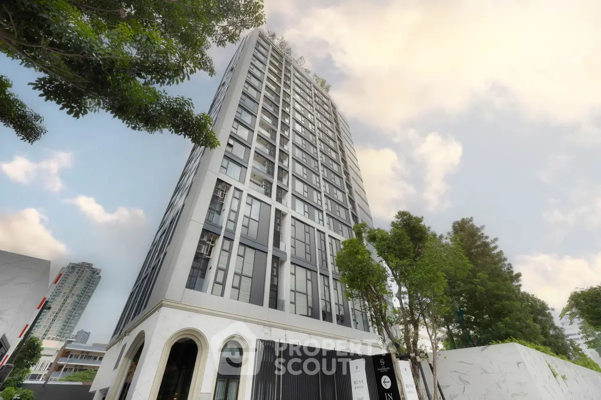 Altitude Symphony Charoenkrung
