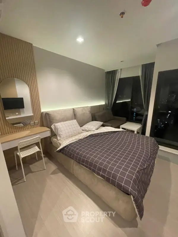 1 Bedroom Condo at Life Asoke - Rama 9