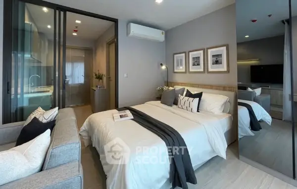1 Bedroom Condo at Life Asoke - Rama 9