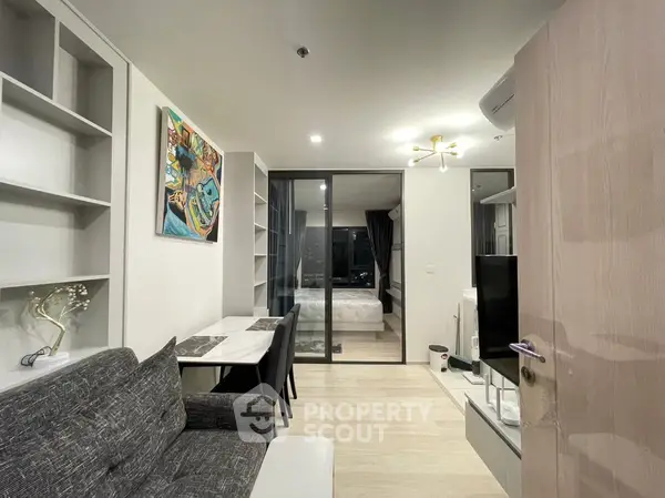 1 Bedroom Condo at Life One Wireless
