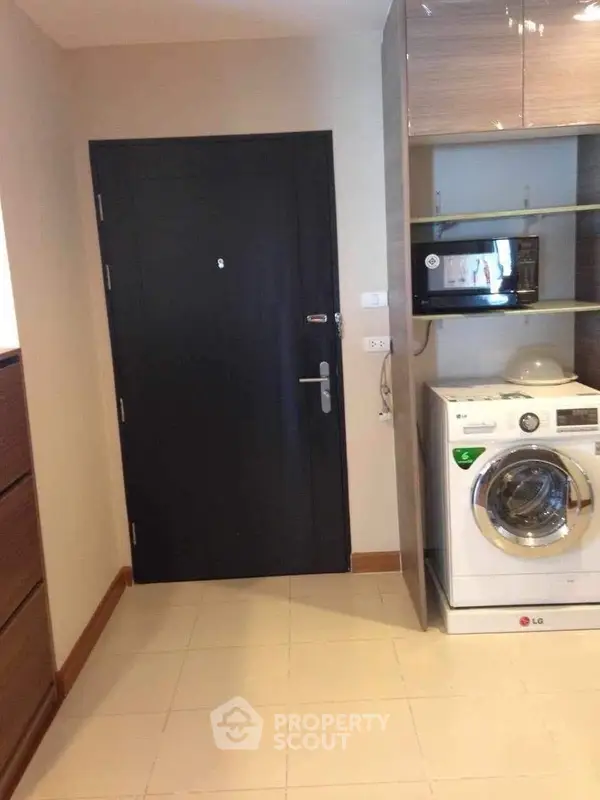 2 Bedroom Condo at Belle Grand Rama 9
