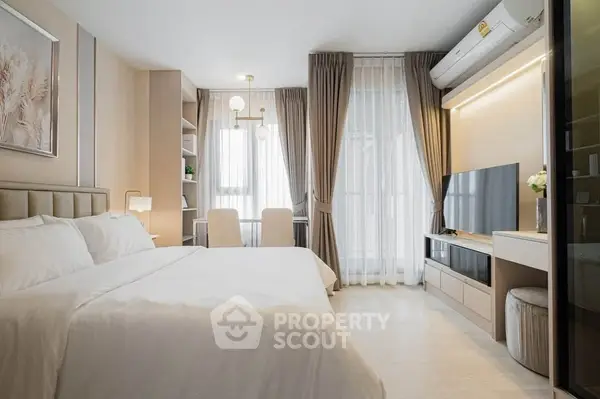 1 Bedroom Condo at Life One Wireless